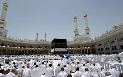 بدء مغادرة آلاف الحجاج مكة المكرمة مع ختام موسم الحج