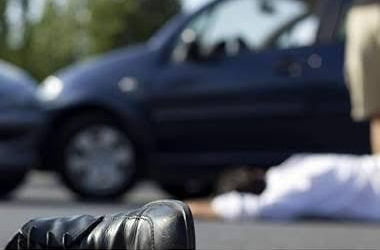 وفاة شخص بحادث مروري على الطريق الصحراوي